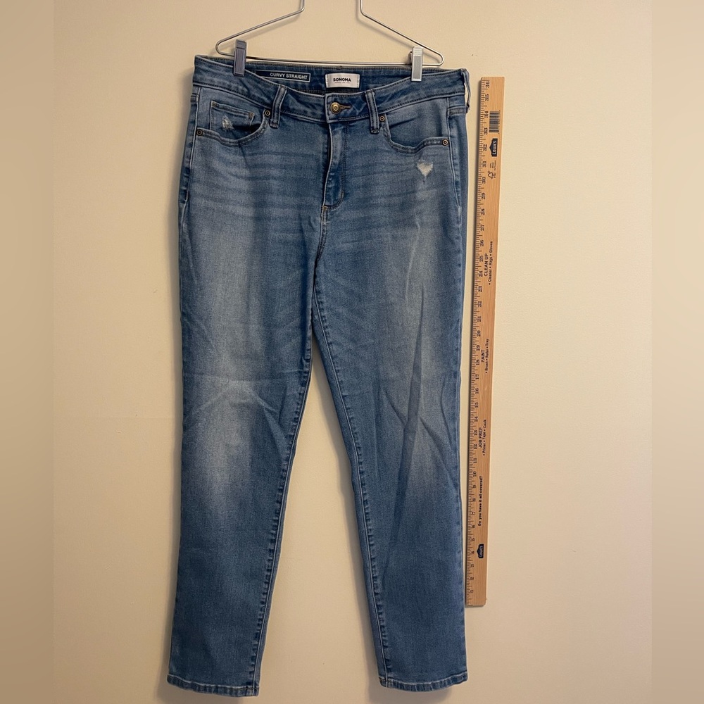 Sonoma Size 12 Curvy Straight Women’s Jeans. Small distressing near pockets